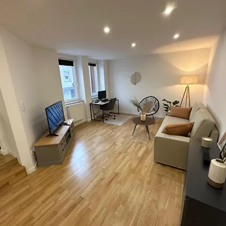 Bliss - Arbeitsplatz, Docking Station, Netflix Wiesbaden