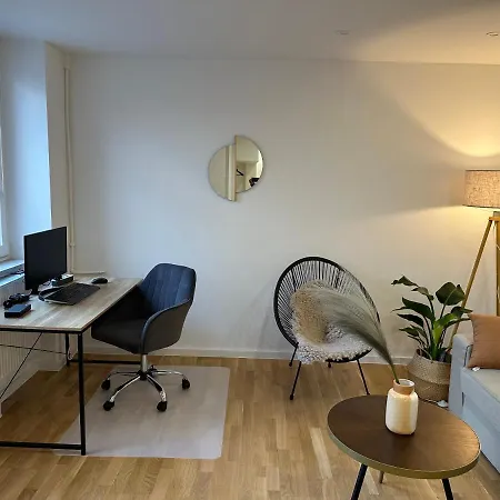 Bliss - Arbeitsplatz, Docking Station, Netflix * Wiesbaden