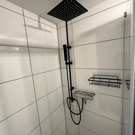 Bliss - Arbeitsplatz, Docking Station, Netflix * Висбаден