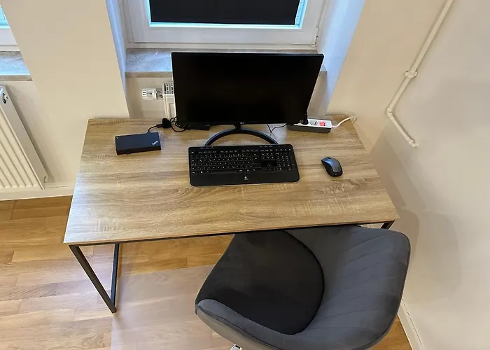 Bliss - Arbeitsplatz, Docking Station, Netflix Wiesbaden